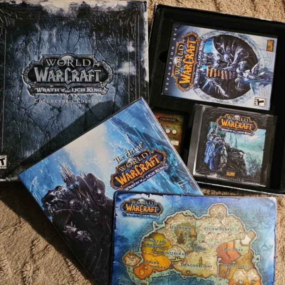 World of Warcraft Collector's Edition Sets - Picture 2 of 4